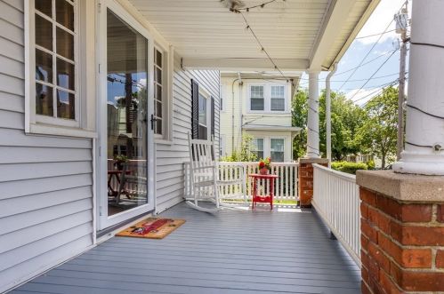 91 Davis St, Quincy, MA 02170-2436