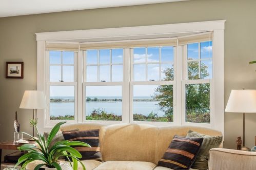 58 Eastern Pt Blvd, Gloucester MA 01930-4405 exterior