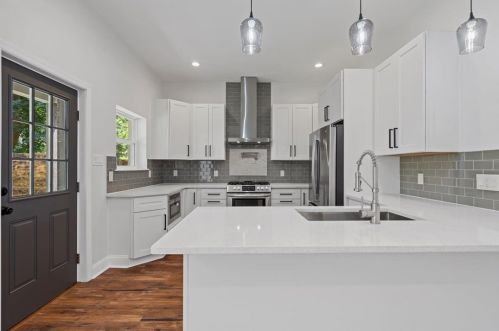 7716 Westmoreland Ave, Pittsburgh PA 15218-2130 exterior