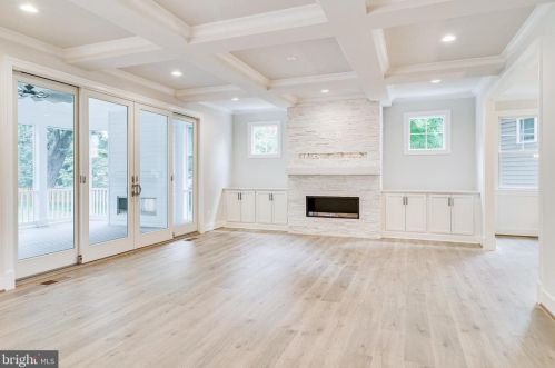 6208 Kellogg Dr, Mc Lean VA  22101-3121 exterior