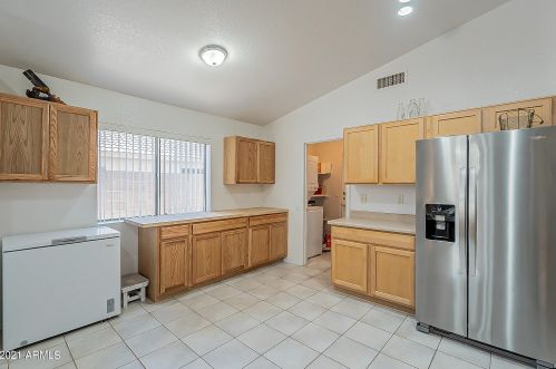 19819 34th Pl, Phoenix AZ  85050-7936 exterior