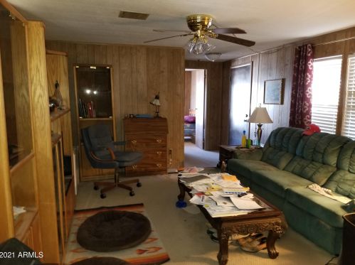 1705 Charleston Ave, Phoenix AZ 85023-1218 exterior