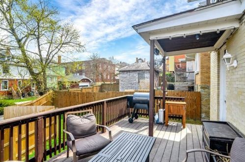 1670 Hillsdale Ave, Pittsburgh PA 15216-1870 exterior