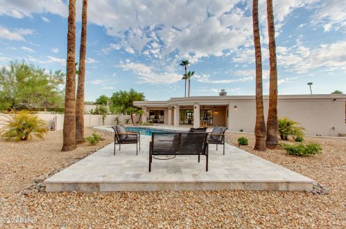 9919 47th Pl, Phoenix AZ  85028-4242 exterior