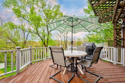 78 Carleton Dr, Pittsburgh PA 15243-1336 exterior