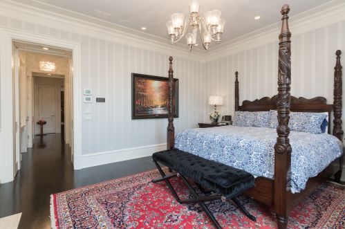 1945 Dayton St, Chicago IL 60614-5028 exterior