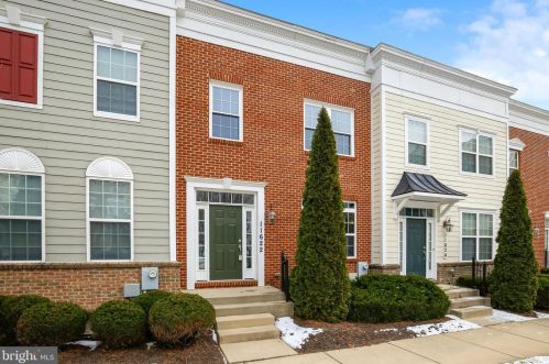 11622 Leesborough Cir, Silver Spring, MD 20902-2890
