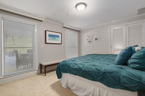 5625 Cross Gate Dr, Atlanta GA 30327-4815 exterior