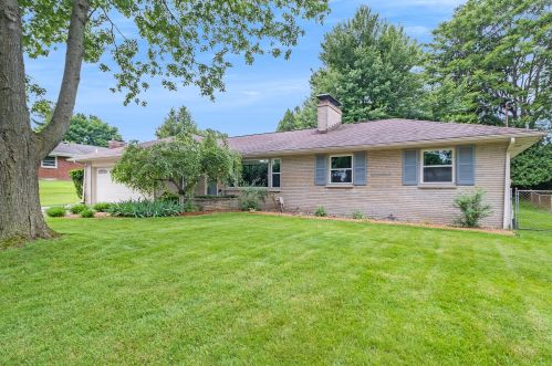 5148 Bronson Blvd, Kalamazoo, MI 49024-5744