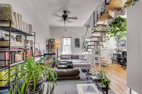 1915 Roscoe St, Chicago IL 60618-5236 exterior