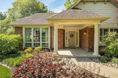 12108 Westwick Pl, Saint Louis, MO 63127-1405