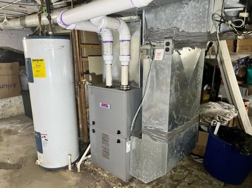 728 Ash St, Waukegan IL 60087-5037 exterior