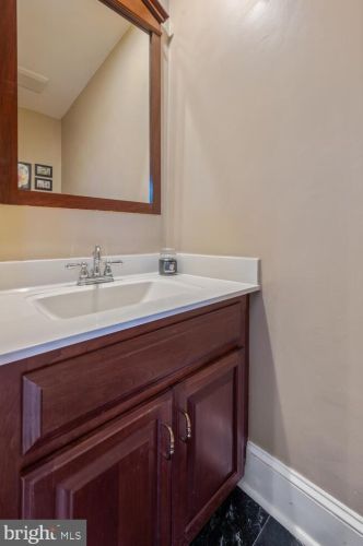 17 Morningside Dr, Trenton NJ 08618-4914 exterior