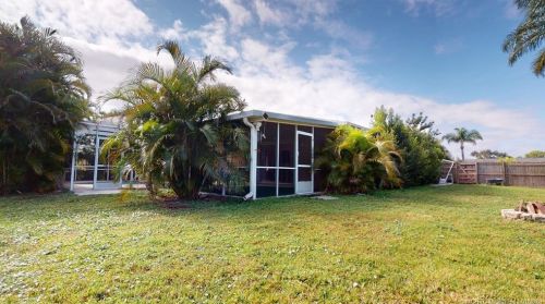 765 Byron St, Fort Pierce FL 34983-1921 exterior