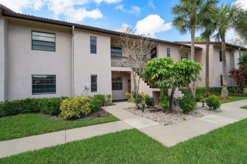 21500 Cypress Hammock Dr, Boca Raton FL  33428-1941 exterior