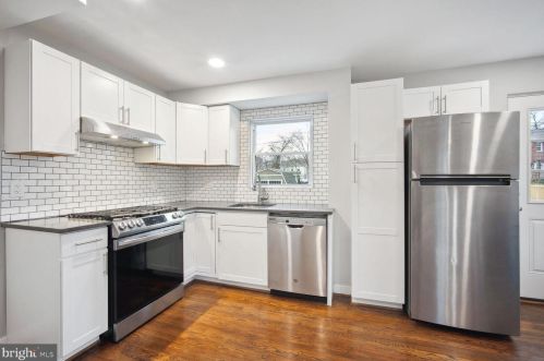 2836 Fairhaven Ave, Alexandria VA  22303-2209 exterior