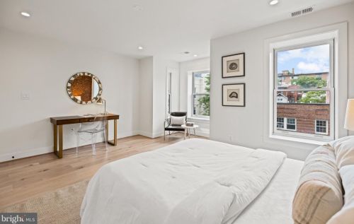 1834 Swann St, Washington DC  20009-5505 exterior