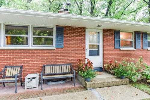 87 Baseline Rd, Plainwell MI 49080-9549 exterior