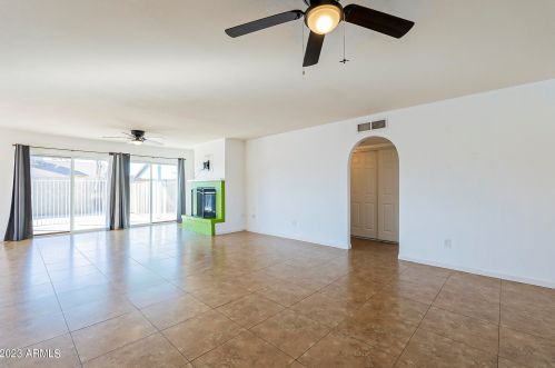 4141 Altadena Ave, Phoenix AZ  85029-3025 exterior