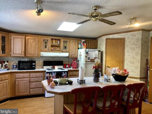 5420 Solomons Is Rd, Huntingtown MD 20639-8876 exterior