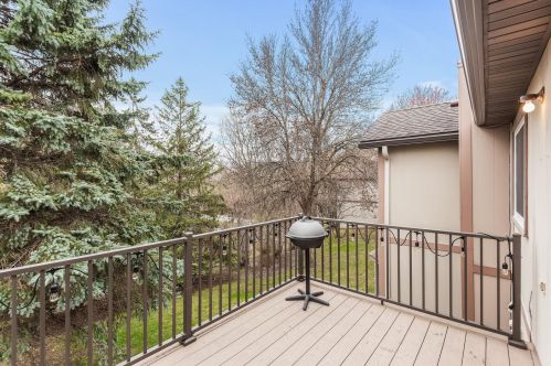 198 Galtier Pl, Saint Paul MN 55126-2163 exterior