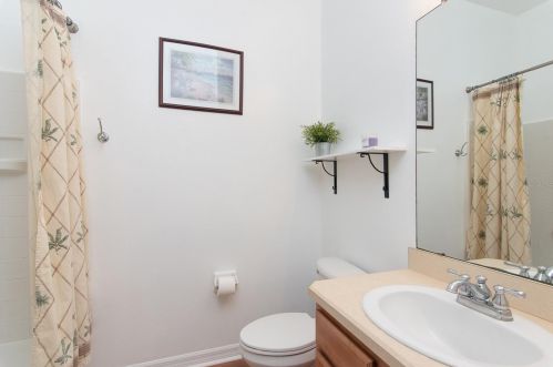 6835 Breezy Palm Dr, Riverview FL 33578-8814 exterior