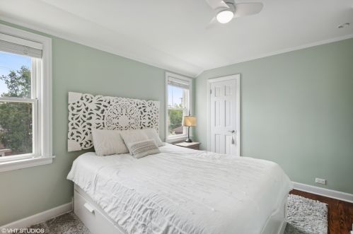 3057 Osceola Ave, Chicago IL 60707-1208 exterior