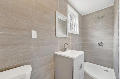 110 10th Ave, Mount Vernon NY 10550-4303 exterior