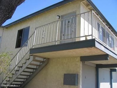 1311 Casa San Carlos Ln, Oxnard, CA 93033-4231