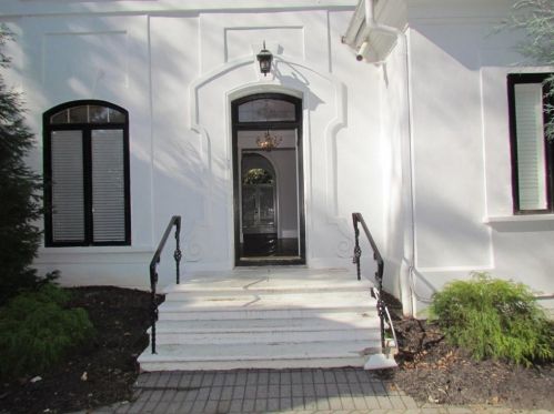 3234 Andrews Ct, Atlanta, GA 30305-2015