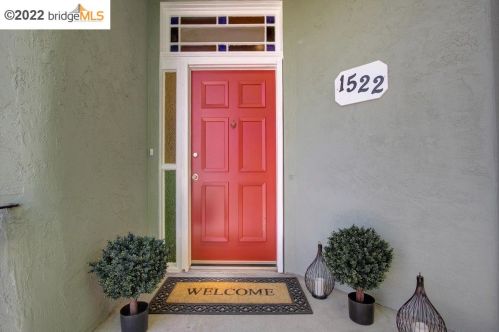 1522 Harmon St, Berkeley CA 94703-2415 exterior