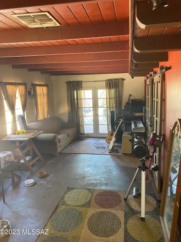 4234 Kilmer St, Tucson AZ 85711-2826 exterior