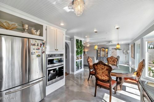 20601 18th Ave, Phoenix, AZ 85027-3540