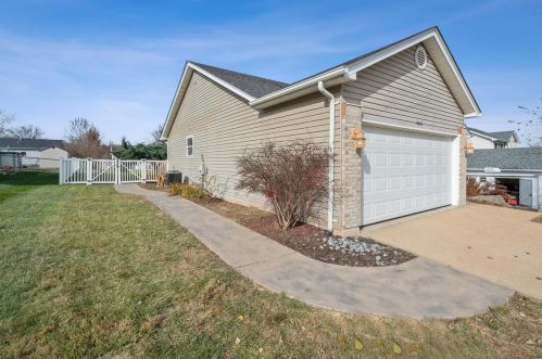 409 Real Ct, Herculaneum, MO 63048-1630