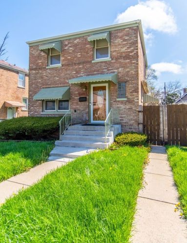 12335 Sangamon St, Chicago, IL 60827-6228