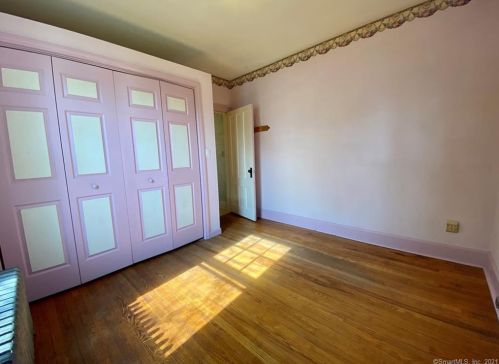 15 Albert St, Torrington CT 06790-6401 exterior