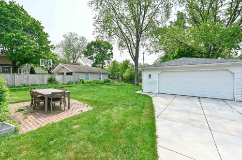 8001 Stickney Ave, Milwaukee WI 53213-1644 exterior