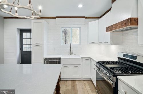 247 53rd St, Philadelphia PA  19139-1404 exterior