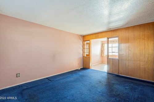 1221 Cinnabar Ave, Phoenix AZ 85020-1816 exterior