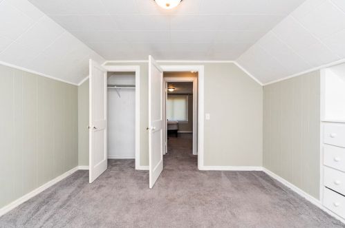 5864 Abbey St, Kalamazoo MI 49048-3527 exterior