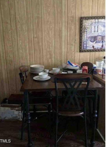 521 14 St, Lumberton NC 28358-4707 exterior