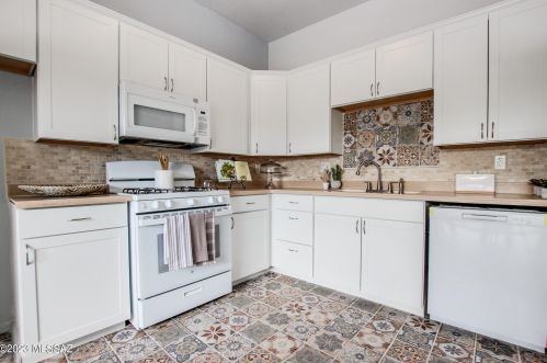 254 Melridge St, Tucson AZ  85706-3352 exterior