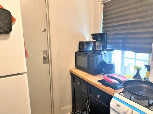 2630 L St, Bakersfield CA 93304-3045 exterior