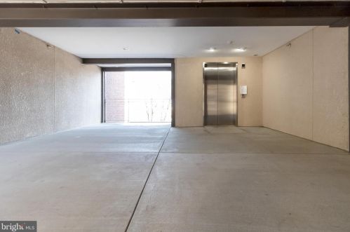 1504 Lincoln Way, Mc Lean VA  22102-5851 exterior