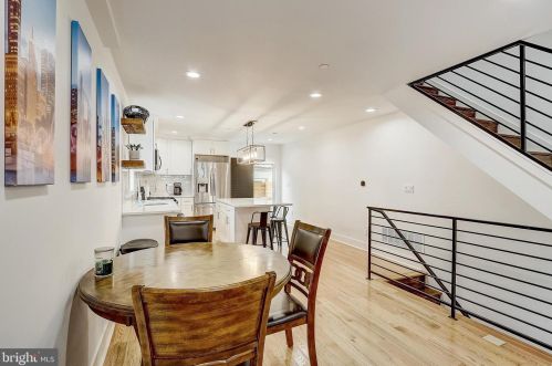 502 Emily St, Philadelphia PA  19148-2529 exterior