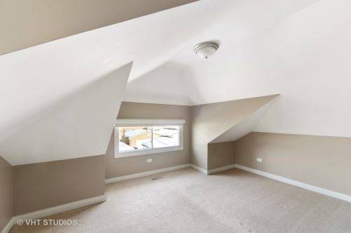 2747 76 Ct, Chicago IL 60707-3029 exterior