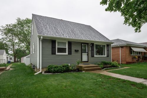 4334 70th St, Milwaukee WI  53216-1168 exterior