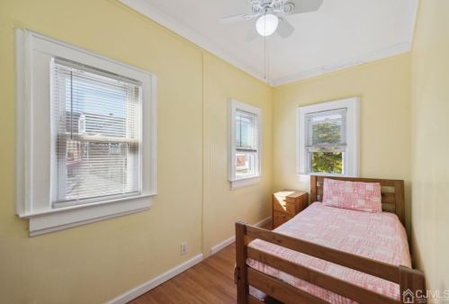 683 Johnstone St, Perth Amboy NJ 08861-3235 exterior