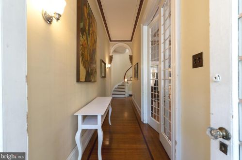 1223 6 St, Philadelphia PA 19120-3101 exterior