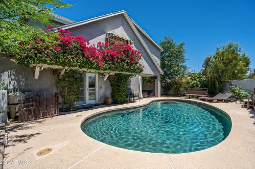 1307 El Alba Way, Chandler AZ  85224-2305 exterior